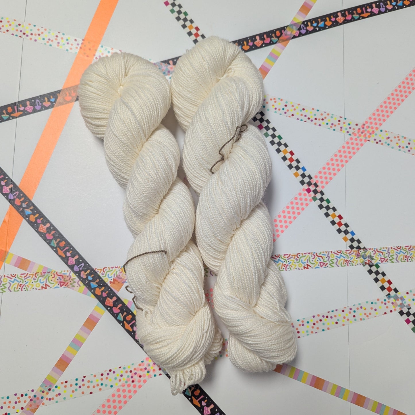 Undyed Yarn (Unopened Packages of 10 Skeins or 25 Mini Skeins)